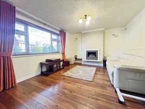 Lounge- click for photo gallery